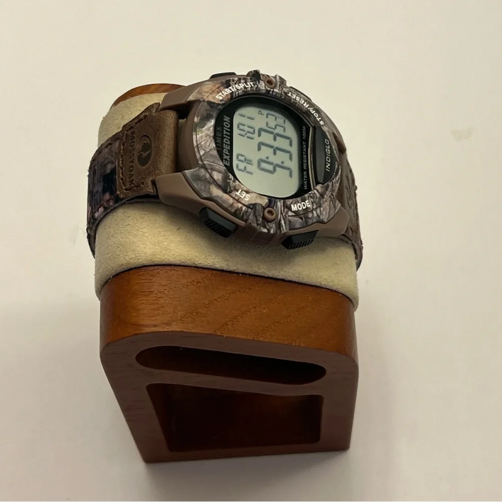 Timex Men's Expedition Classic Digital‎ Chrono Alarm Timer Full-Size Watch